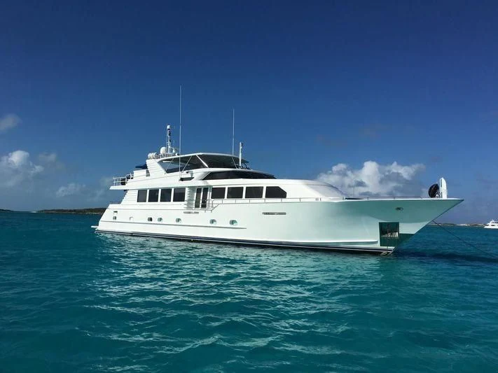 a white boat in the water aboard ISLAND VIBE Yacht for Sale