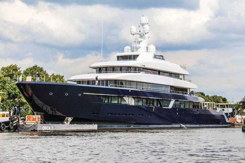 a large cruise ship aboard LONIAN Yacht for Sale