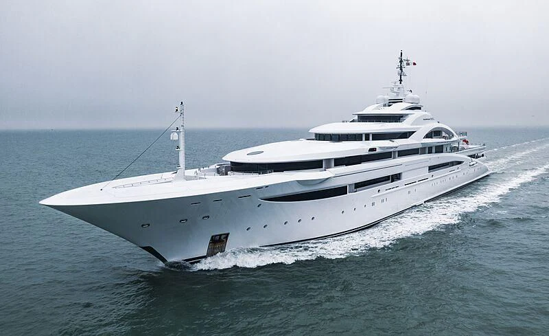 a white yacht in the ocean aboard MARYAH Yacht for Sale