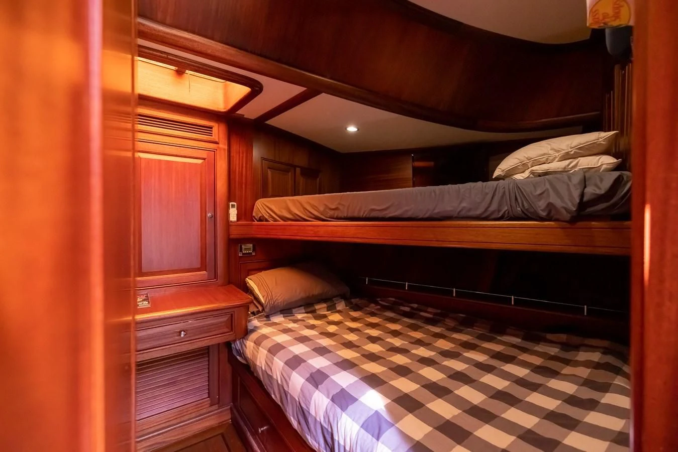 a room with two beds aboard 85 CLASSIC Yacht for Sale