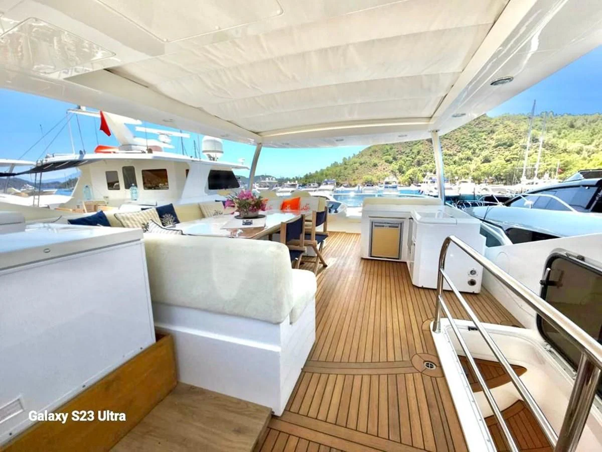 a boat on the water aboard FAMILY SPIRIT Yacht for Sale