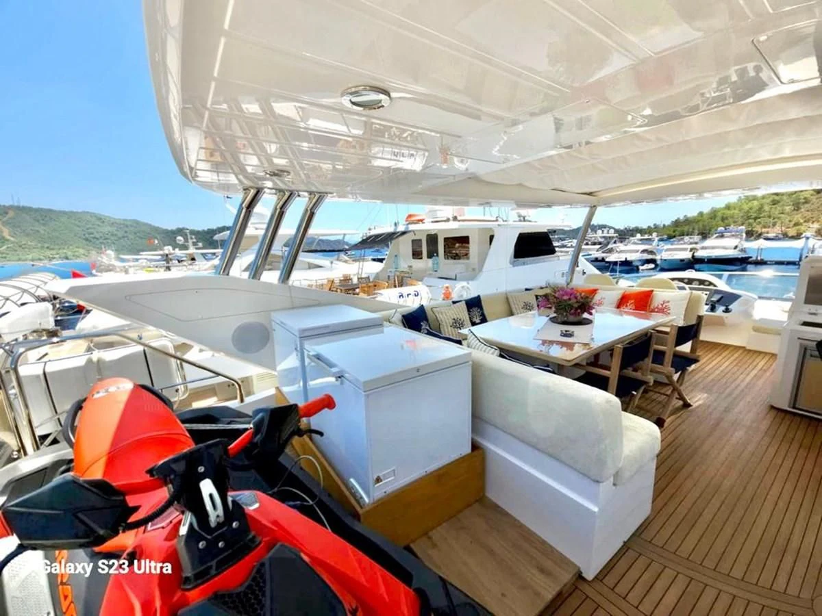 a boat on the water aboard FAMILY SPIRIT Yacht for Sale