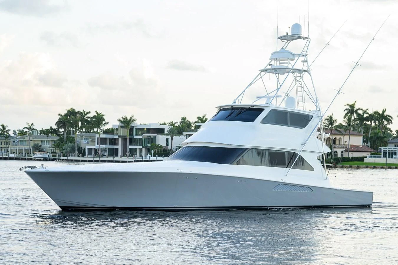 a white yacht on the water aboard KNOT RACING Yacht for Sale