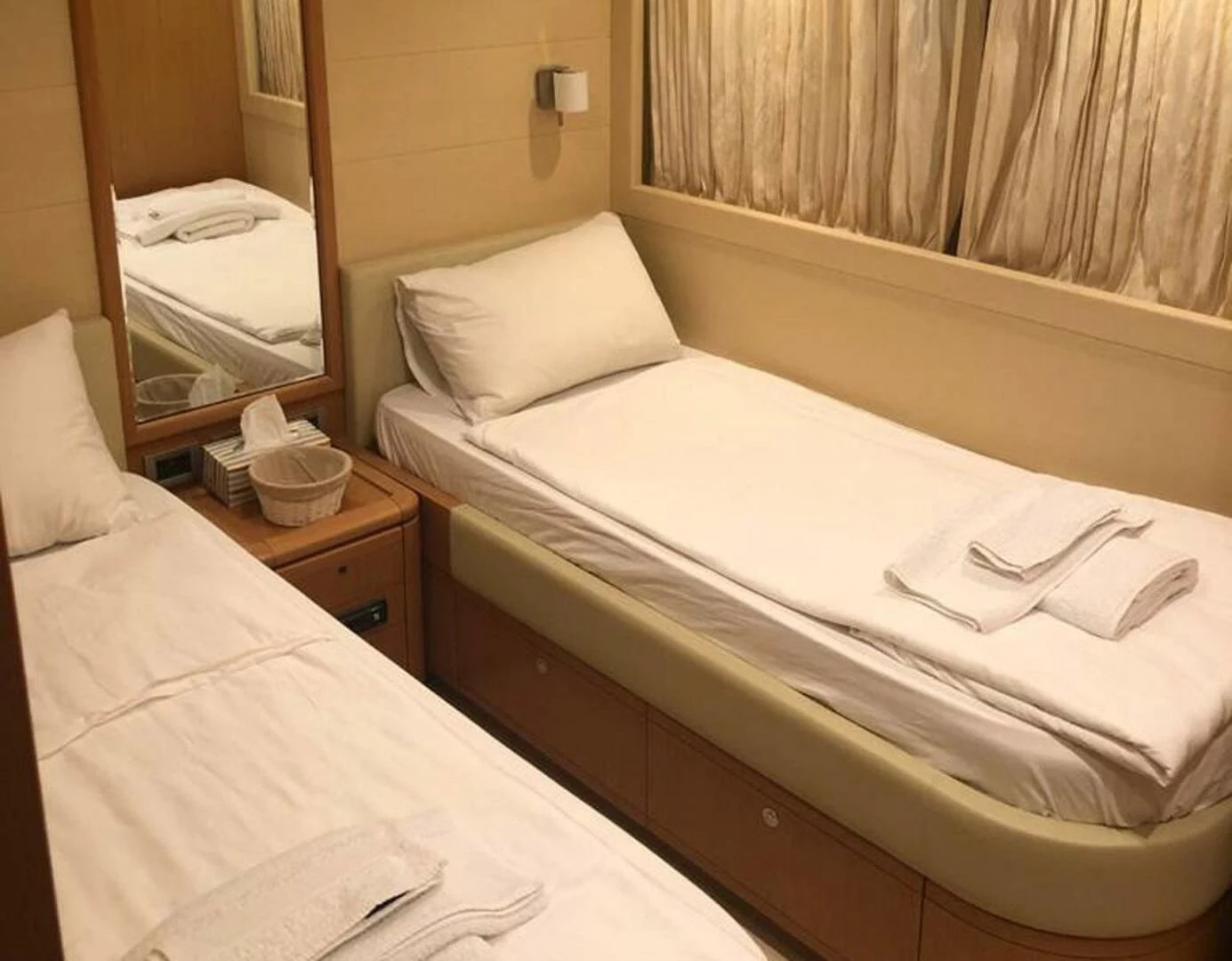 a hotel room with two beds aboard MAR AZUL Yacht for Sale