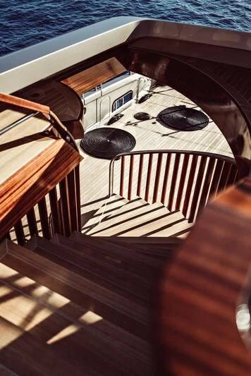 a barbecue grill on a deck aboard ARTEXPLORER Yacht for Sale