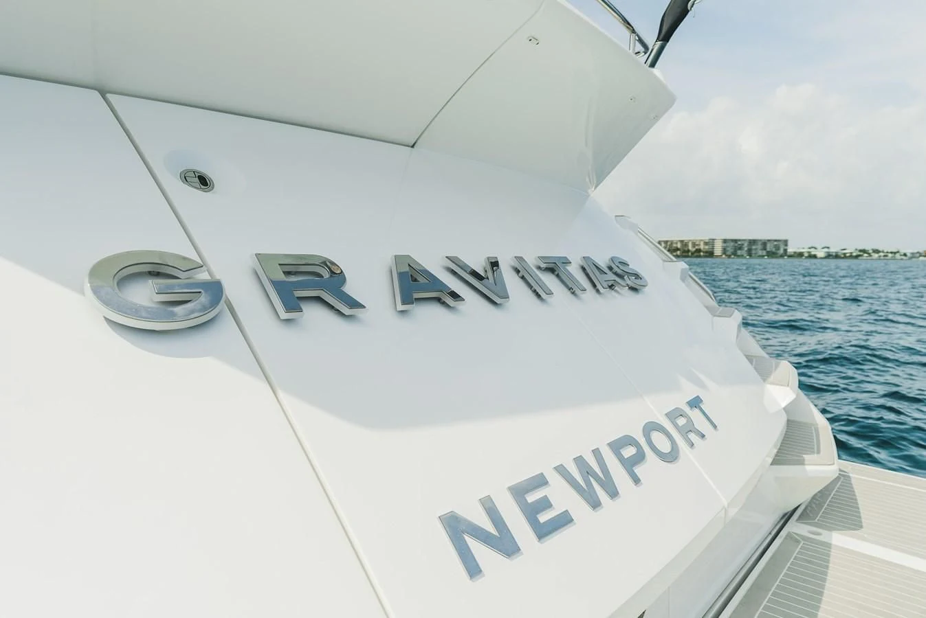 text aboard GRAVITAS Yacht for Charter