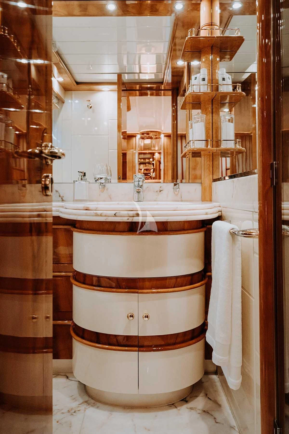 a large white tub with a sink aboard SONRISA SEPTIMO Yacht for Sale