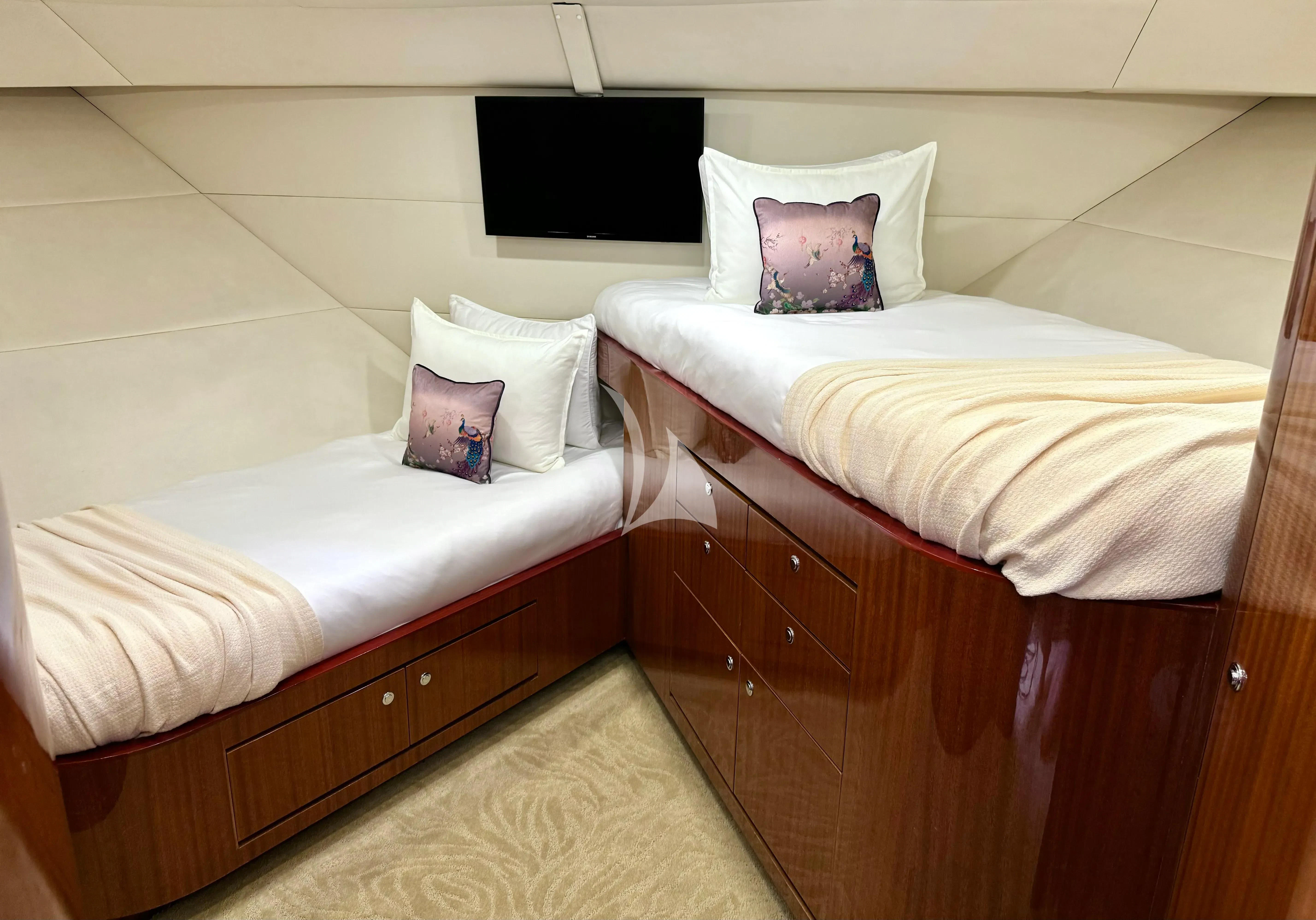 a couple of beds in a hotel room aboard JULIA DOROTHY Yacht for Sale