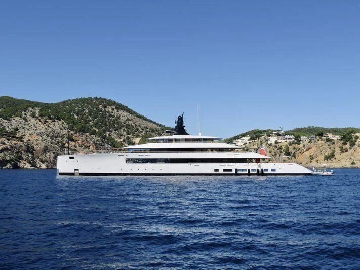 a boat on the water aboard 818 Yacht for Sale