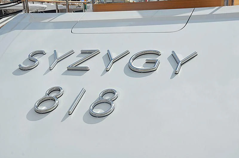 text aboard 818 Yacht for Sale
