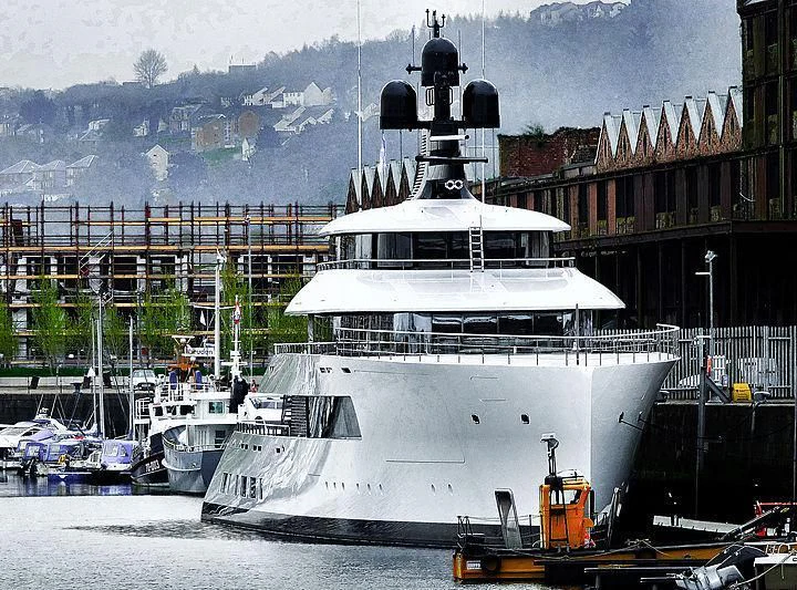 a large ship docked aboard 818 Yacht for Sale
