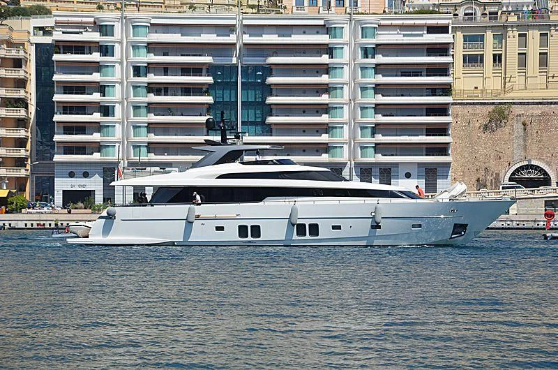 a boat in the water aboard DE ZEUS Yacht for Sale