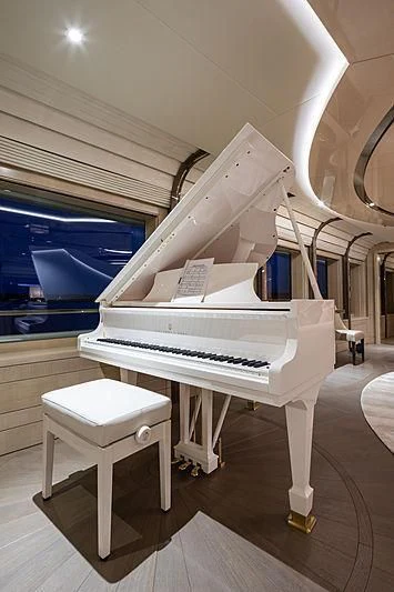 a model of a space ship aboard NENINKA Yacht for Sale