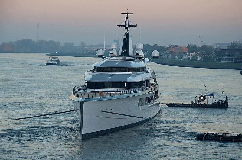 a couple of boats in the water aboard BRAVO EUGENIA Yacht for Sale