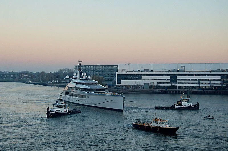 a couple of boats in the water aboard BRAVO EUGENIA Yacht for Sale