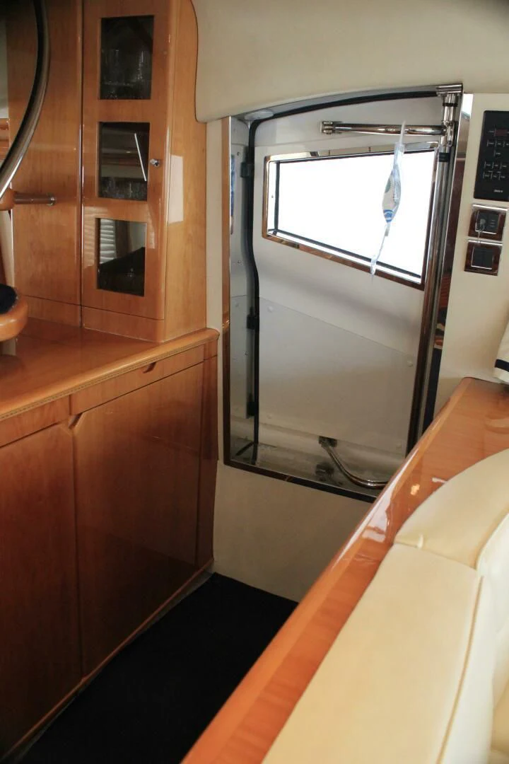a mirror in a room aboard JOIE DU ROI Yacht for Sale