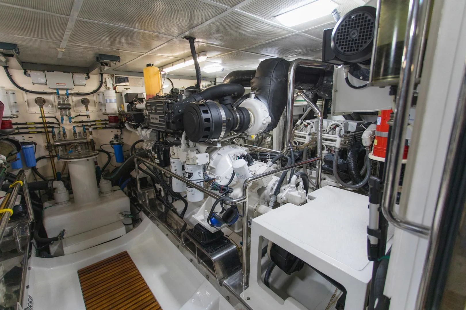 a machine with many wires aboard SOMEDAY CAME Yacht for Sale