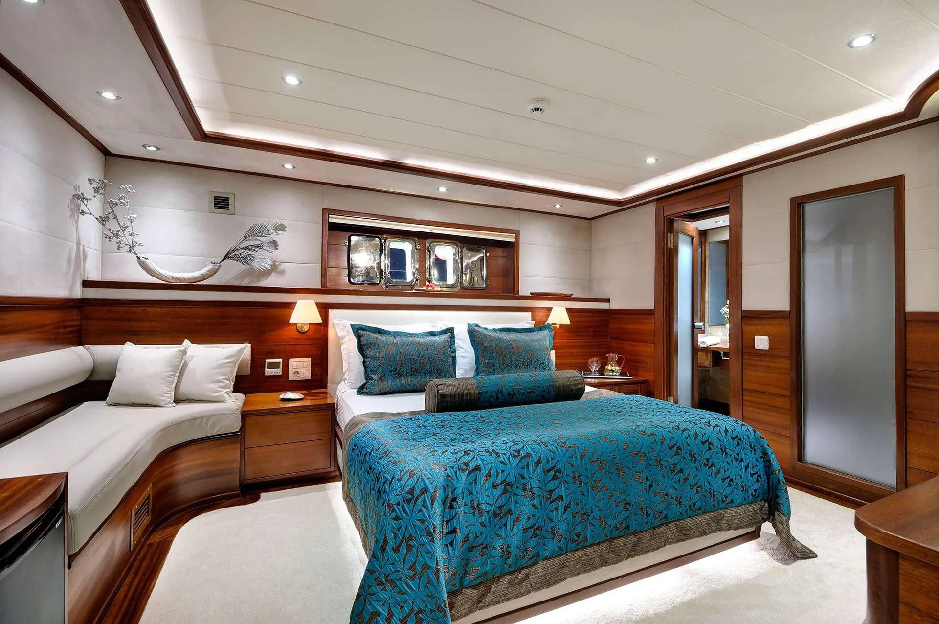 a couple of beds in a hotel room aboard ALESSANDRO I Yacht for Sale