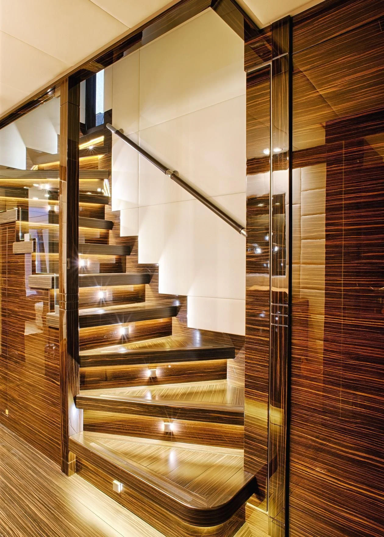 a room with a glass door aboard TUTTO LE MARRANE Yacht for Charter