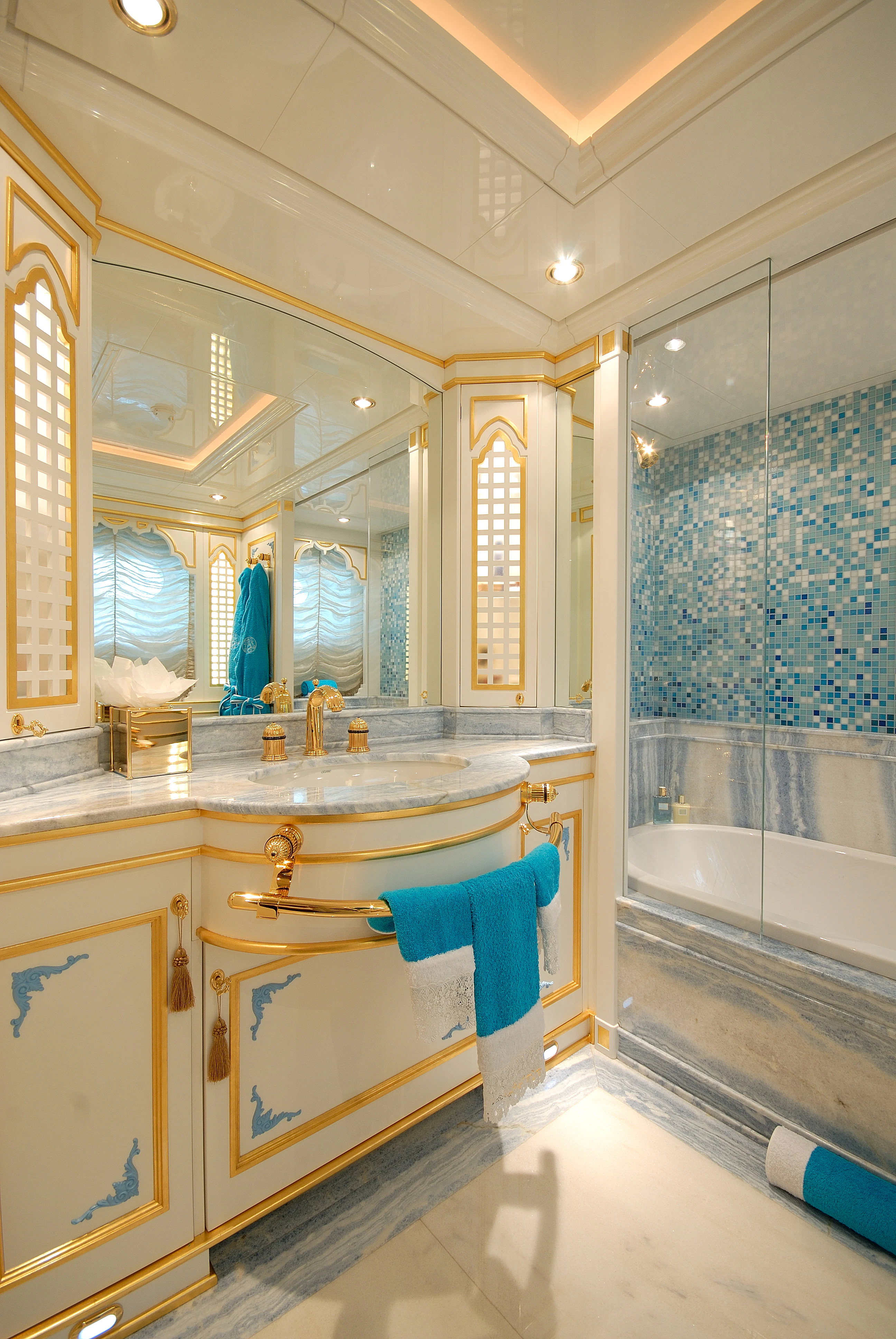 a bathroom with a large mirror aboard AQUAMARINA Yacht for Sale