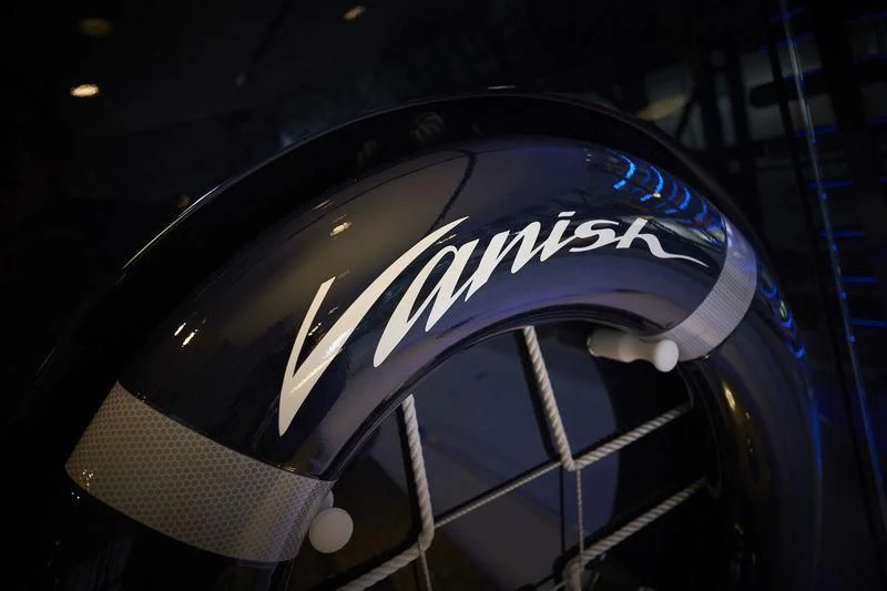 logo aboard HAMPSHIRE Yacht for Sale