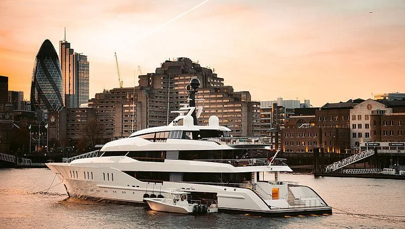 a boat in the water aboard HAMPSHIRE Yacht for Sale