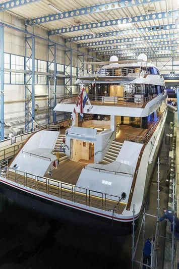 a large room with a large white object in it aboard HAMPSHIRE Yacht for Sale