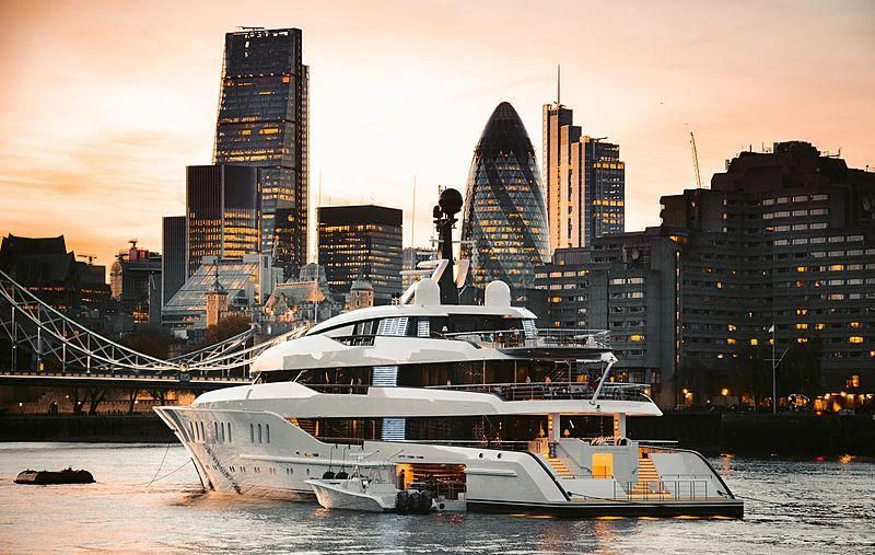 a boat in the water aboard HAMPSHIRE Yacht for Sale