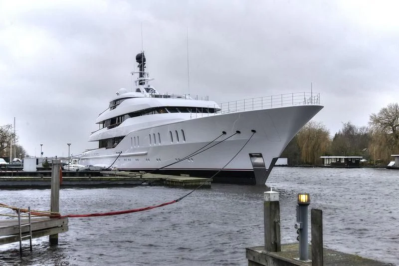 a boat tied to a dock aboard HAMPSHIRE Yacht for Sale