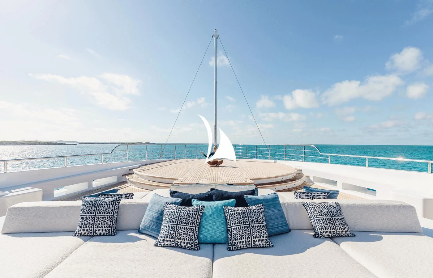 a lounge chair on a boat aboard STARBURST IV Yacht for Charter
