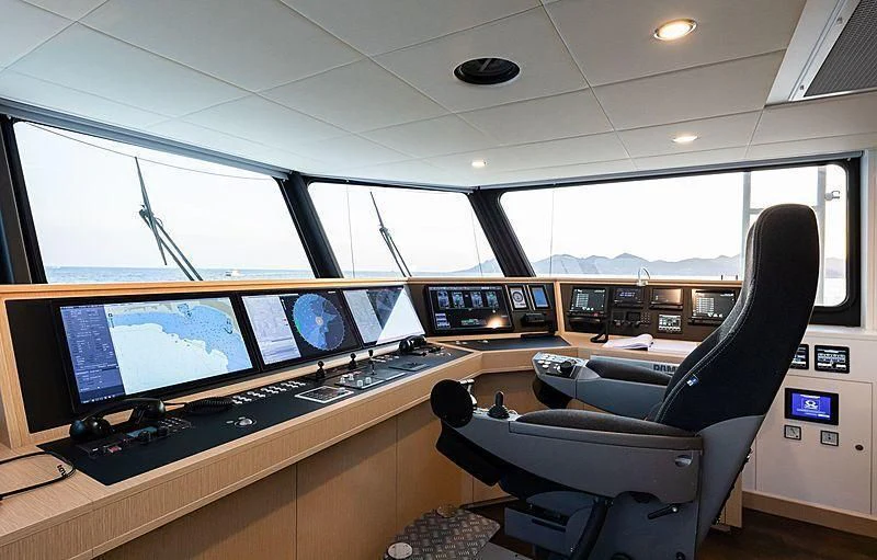 a room with many computers aboard BAD COMPANY SUPPORT Yacht for Charter