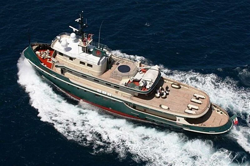a ship in the water aboard DADDY SHANE Yacht for Sale