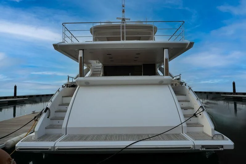 a boat on the water aboard AZIMUT GRANDE 27/16 Yacht for Sale