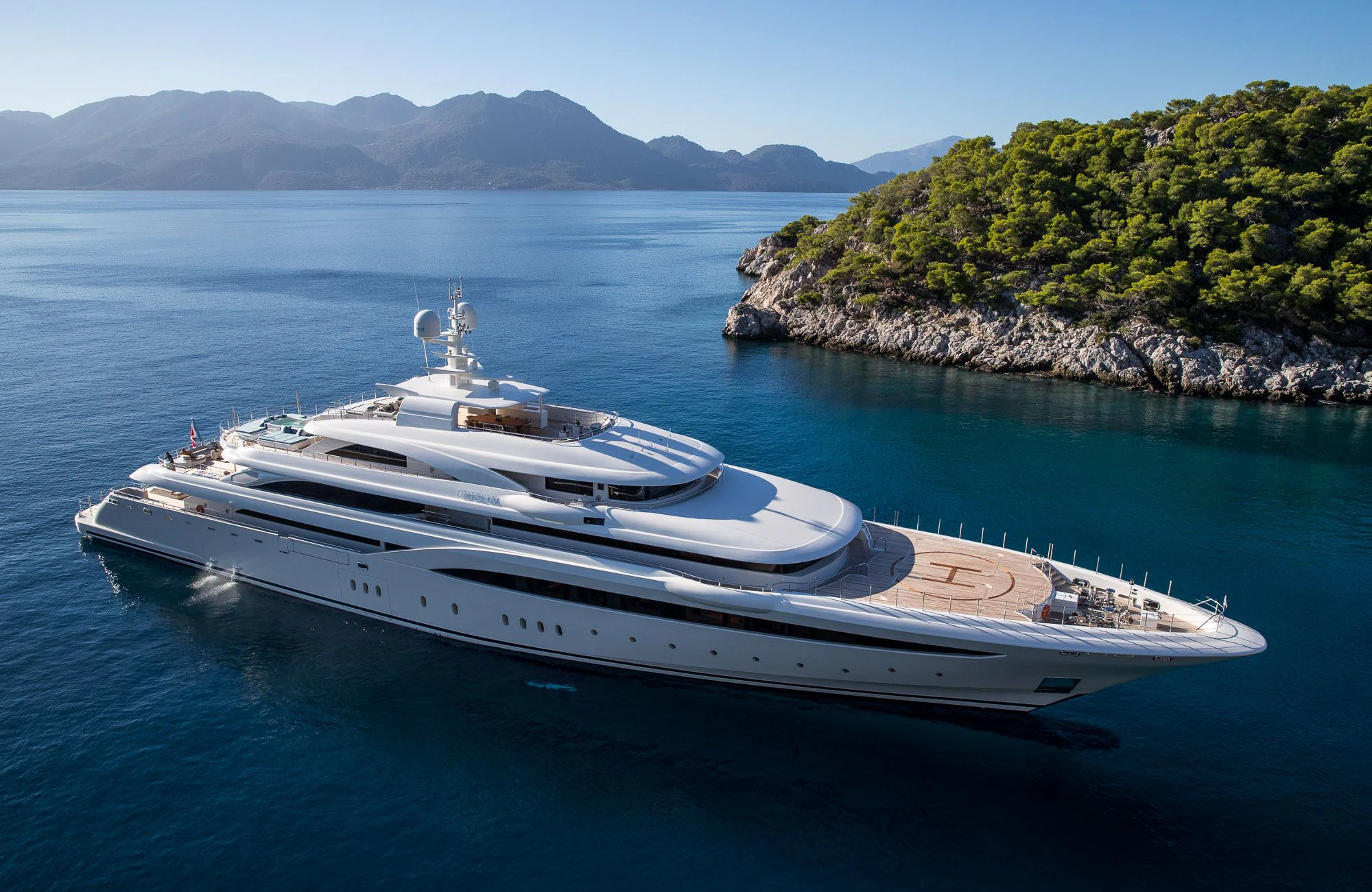 Watch Video for O'PTASIA Yacht for Charter