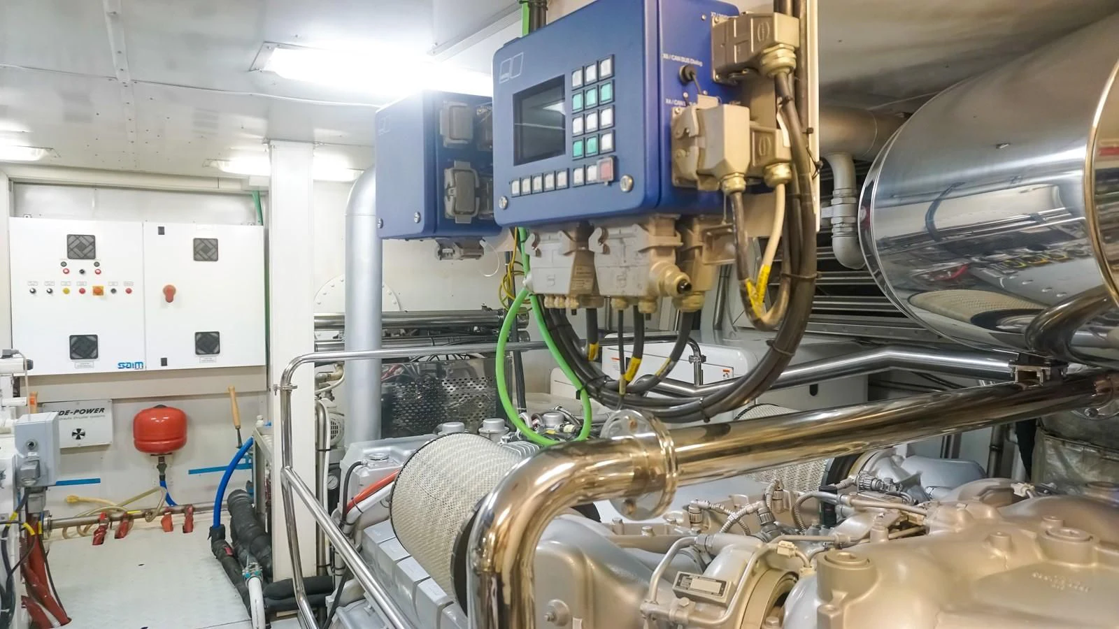 a large machine with a large piece of equipment in it aboard PETRUS Yacht for Sale