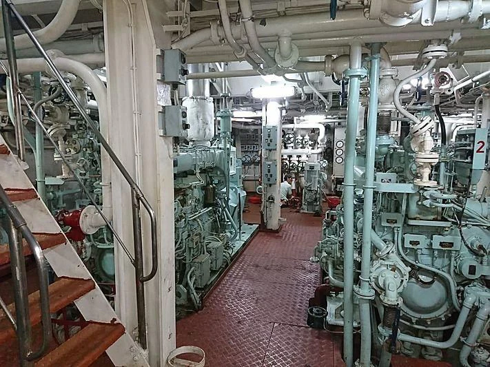 a room with machinery aboard VAN TRIUMPH Yacht for Sale