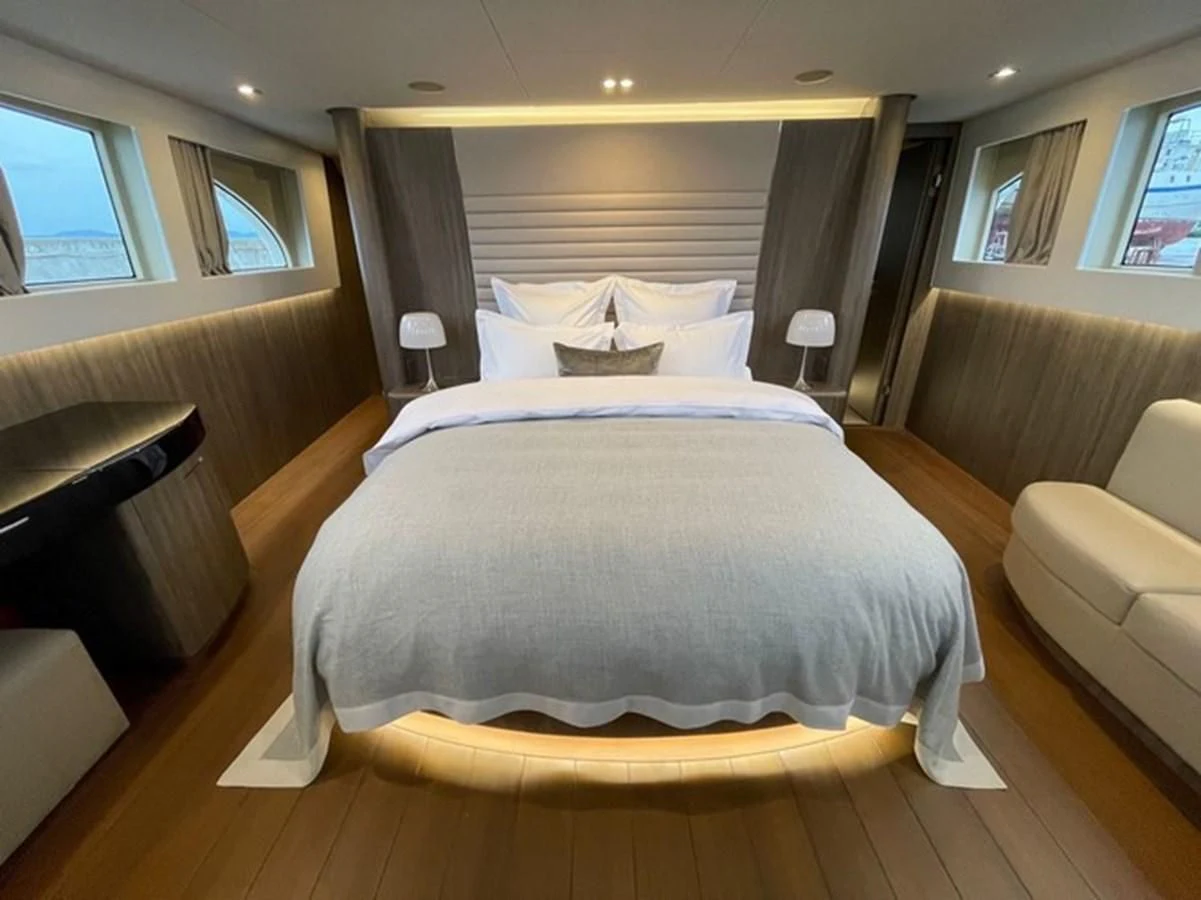 a bed in a car aboard CARPE DIEM Yacht for Sale