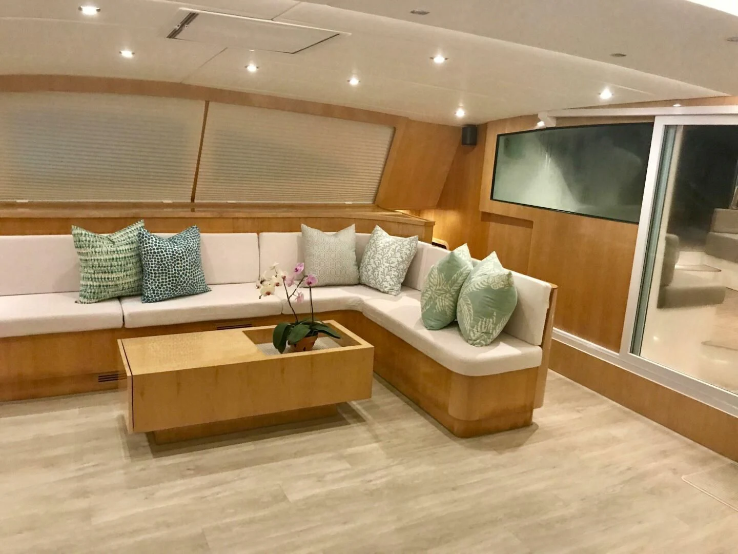 a modern looking living room aboard LAYSAN Yacht for Sale