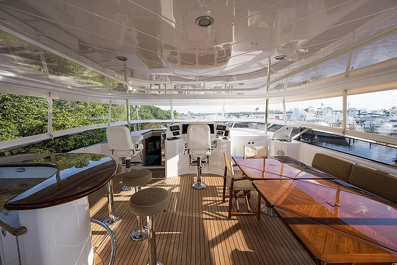 inside of a boat aboard SLEEPOVER Yacht for Sale