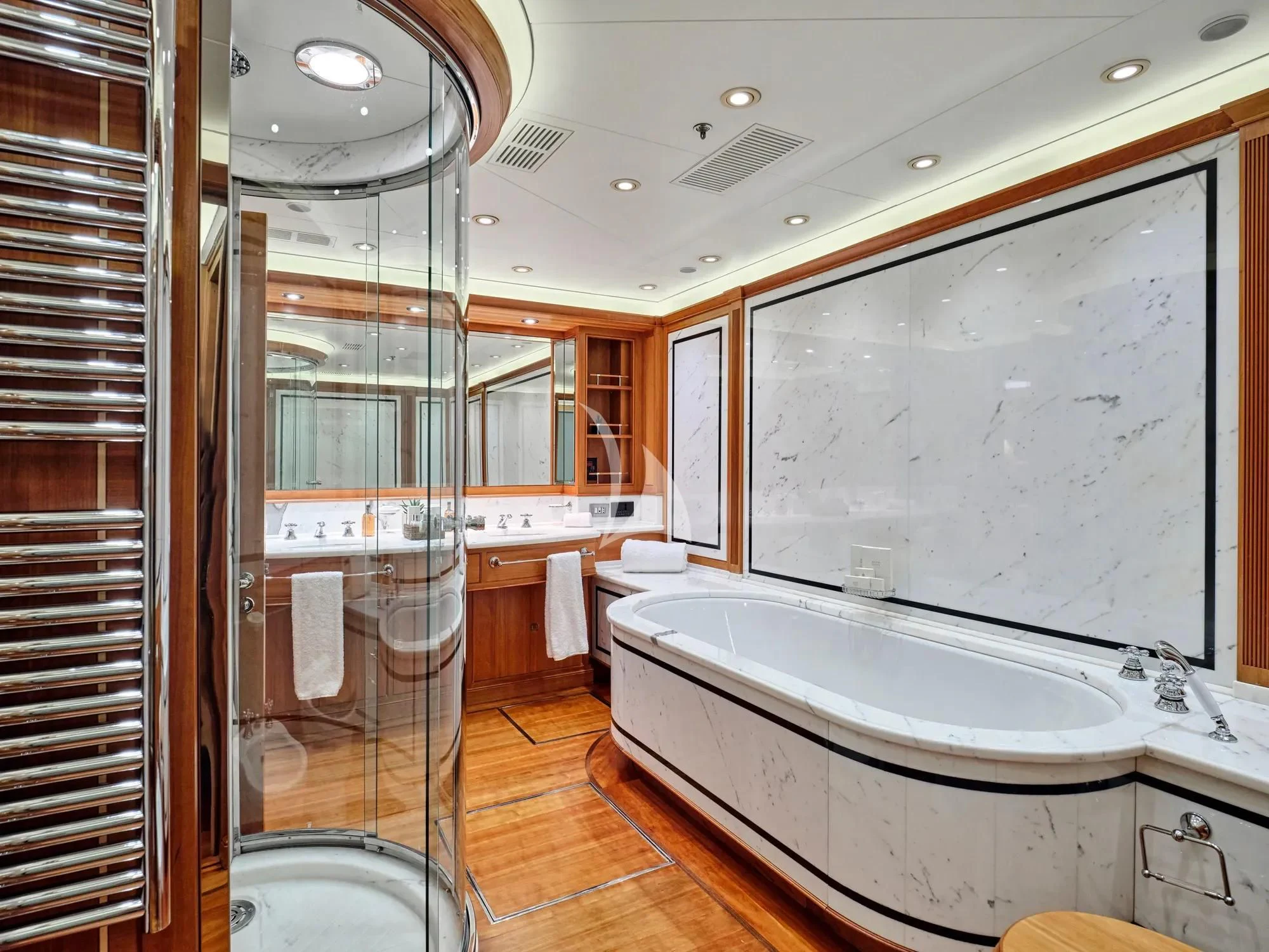 a bathroom with a tub and shower aboard BURRASCA Yacht for Sale
