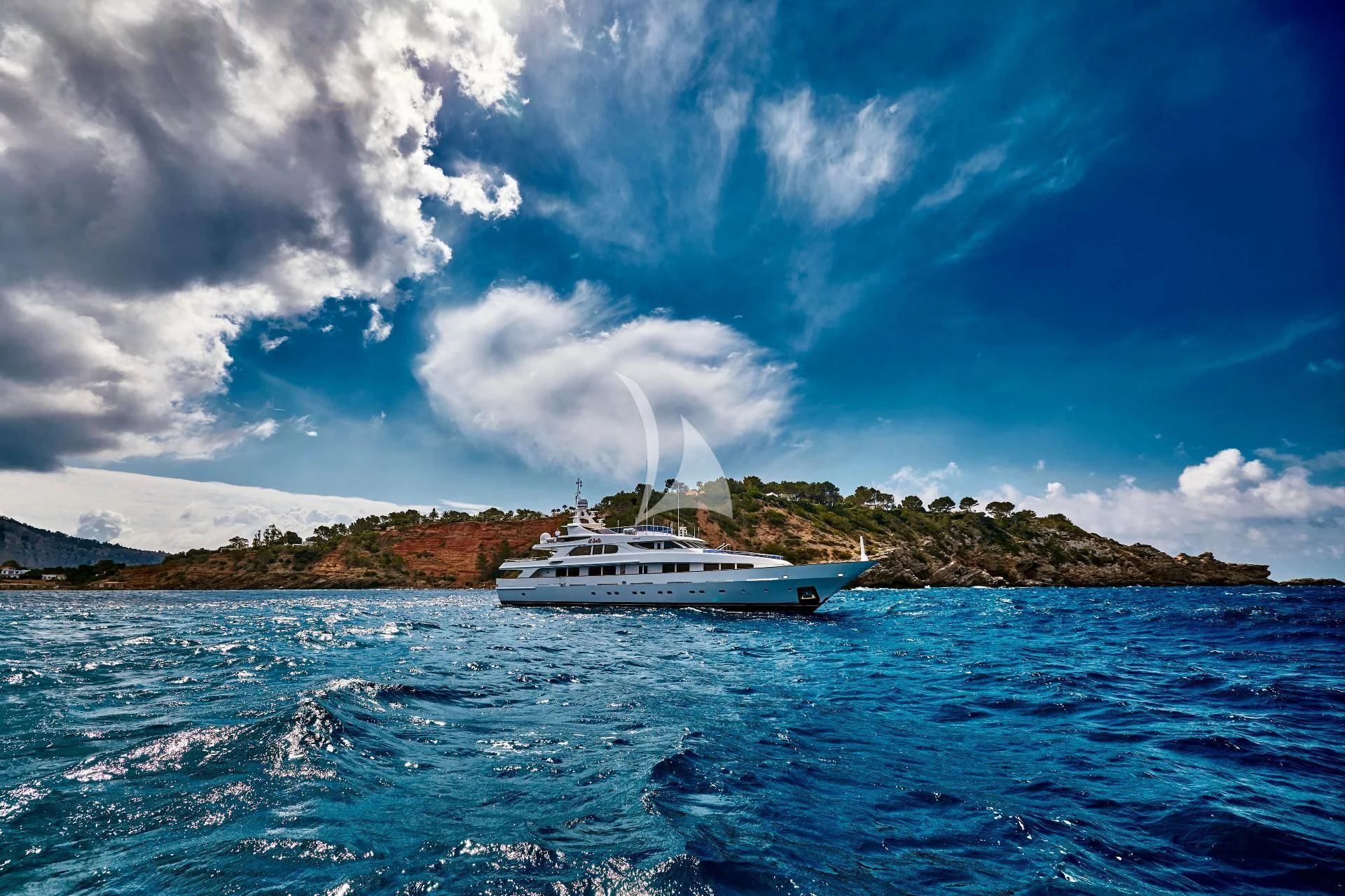a boat in the water aboard IL SOLE Yacht for Sale