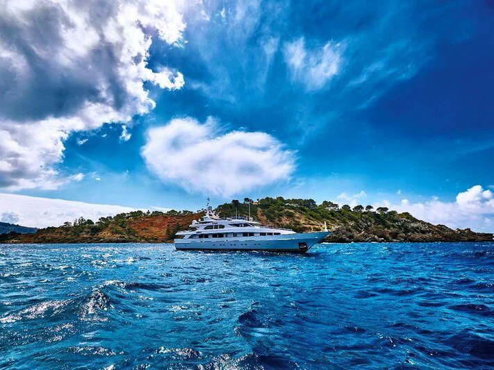 a boat in the water aboard IL SOLE Yacht for Sale