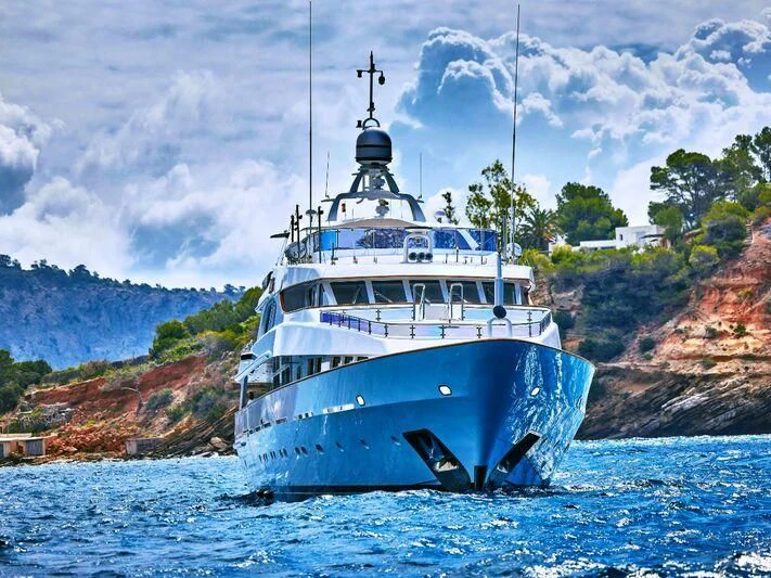 a boat in the water aboard IL SOLE Yacht for Sale