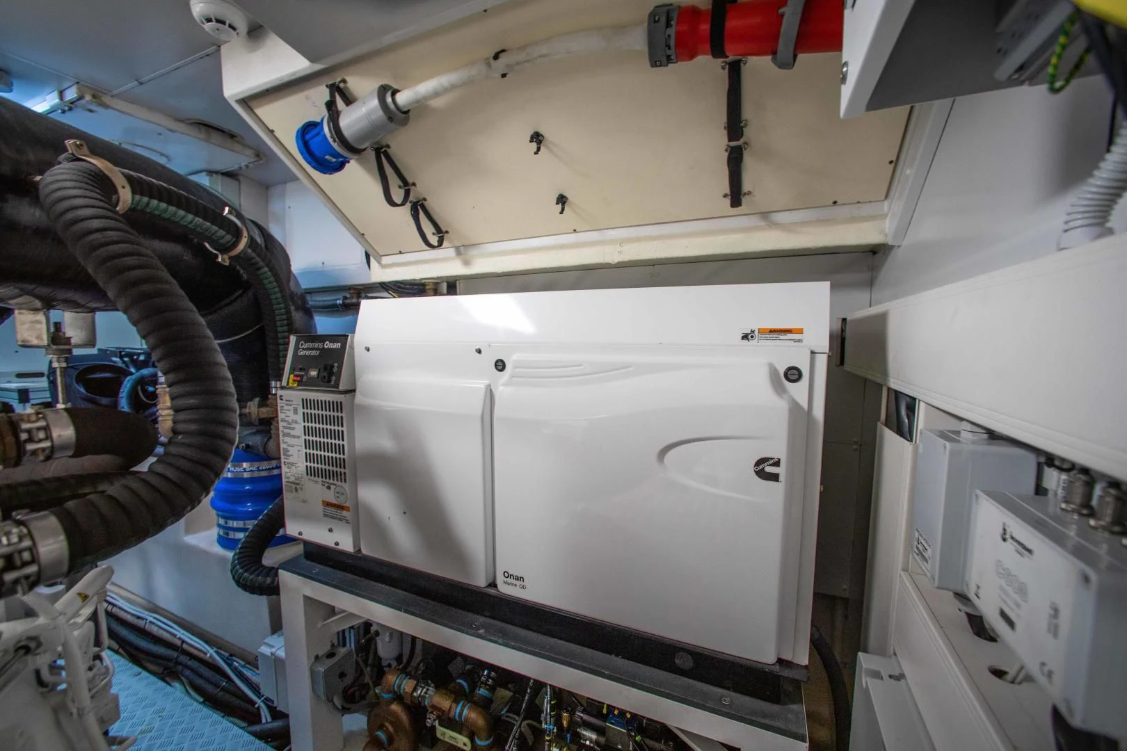 a machine with a large piece of equipment in it aboard KIYOMIZU Yacht for Sale
