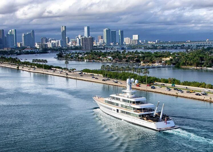 a ship sailing on a river aboard FOUNTAINHEAD Yacht for Sale
