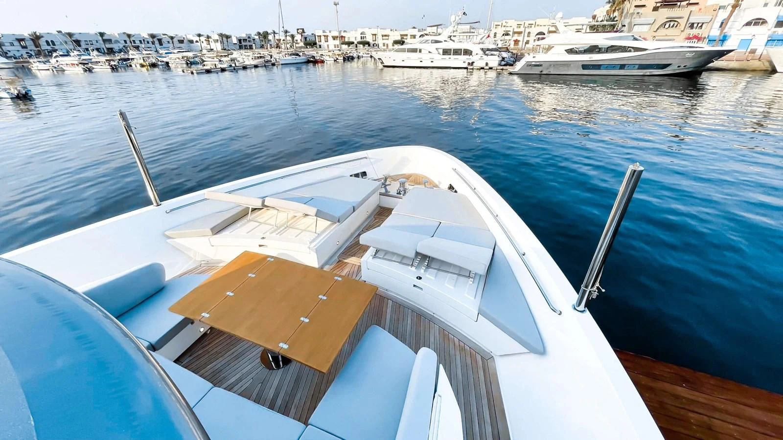 a boat on the water aboard 2020 SANLORENZO SX88 #43 Yacht for Sale