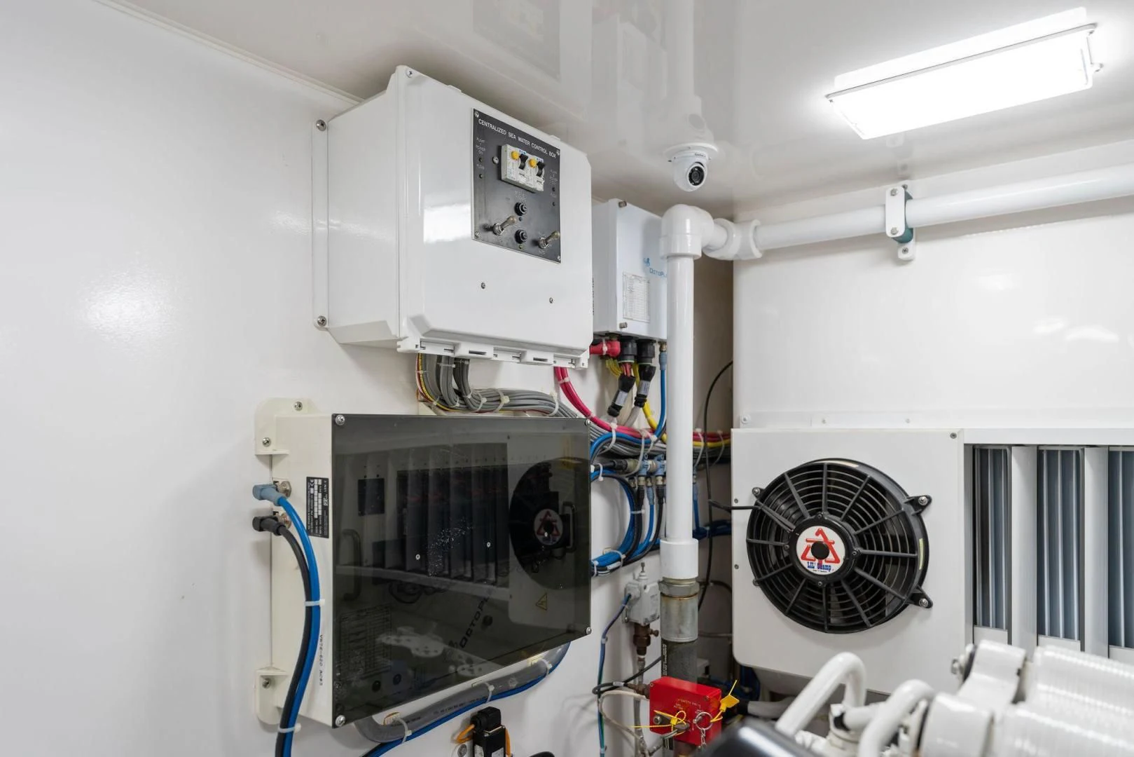 a room with a fan and a fan aboard THE PROVIDER Yacht for Sale