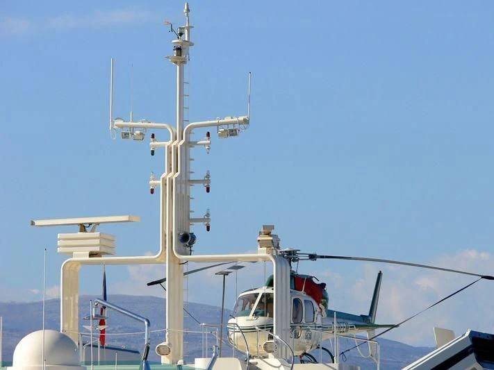 a helicopter on a stand aboard KINGDOM 5KR Yacht for Sale