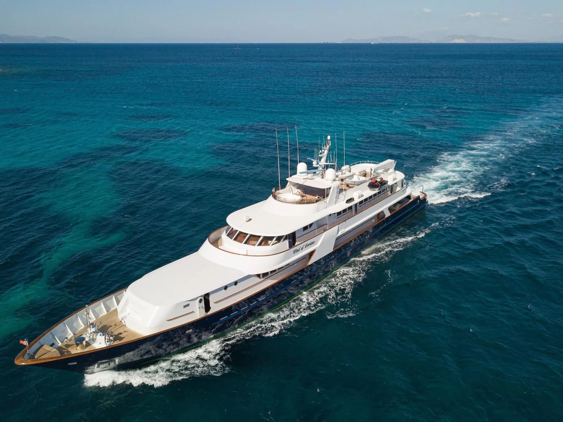 WIND OF FORTUNE yacht charter 5
