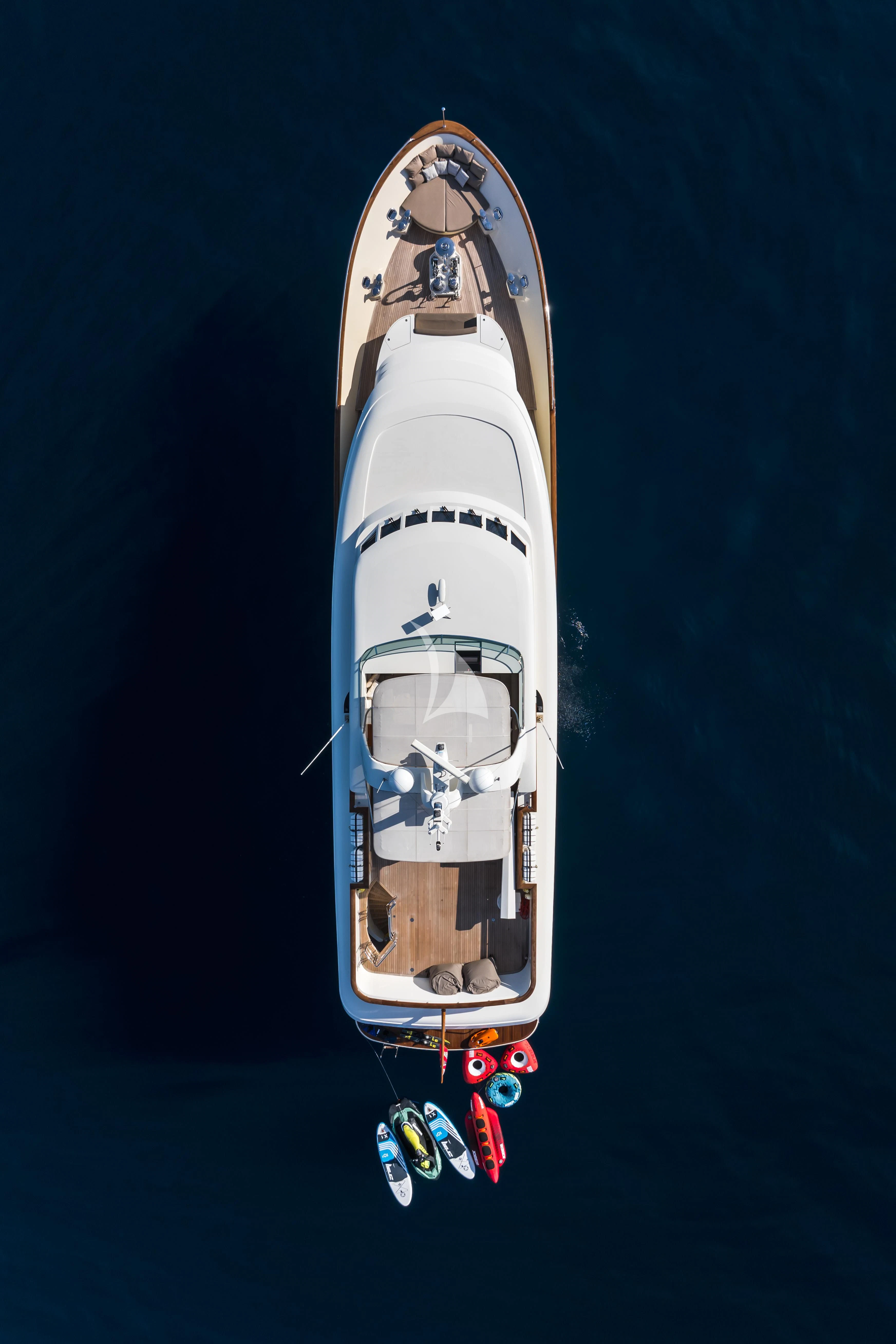 a space shuttle in the sky aboard ORIZZONTE Yacht for Sale